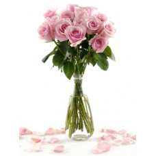 Pink rose bouquet in a vase
