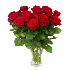 Red rose bouquet in a vase