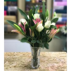 White rose and pink lily bouquet